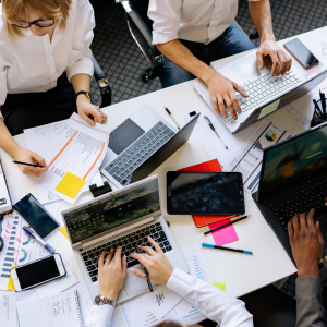 Photo illustration Formation projet marketing influence